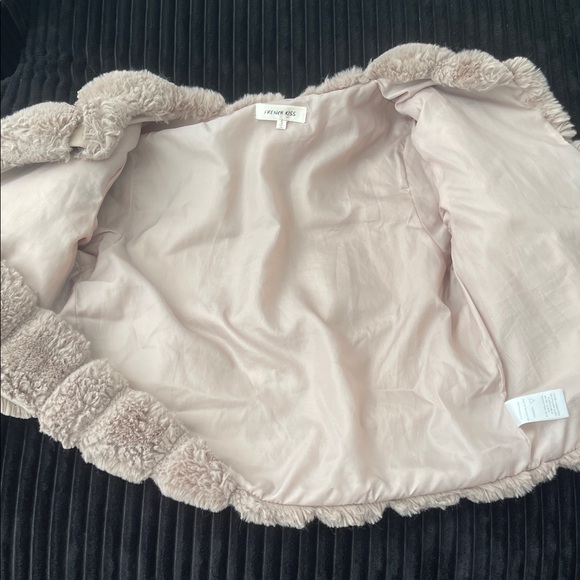 Cozy women’s Faux Fur Jacket - Cream - Picture 4 of 6